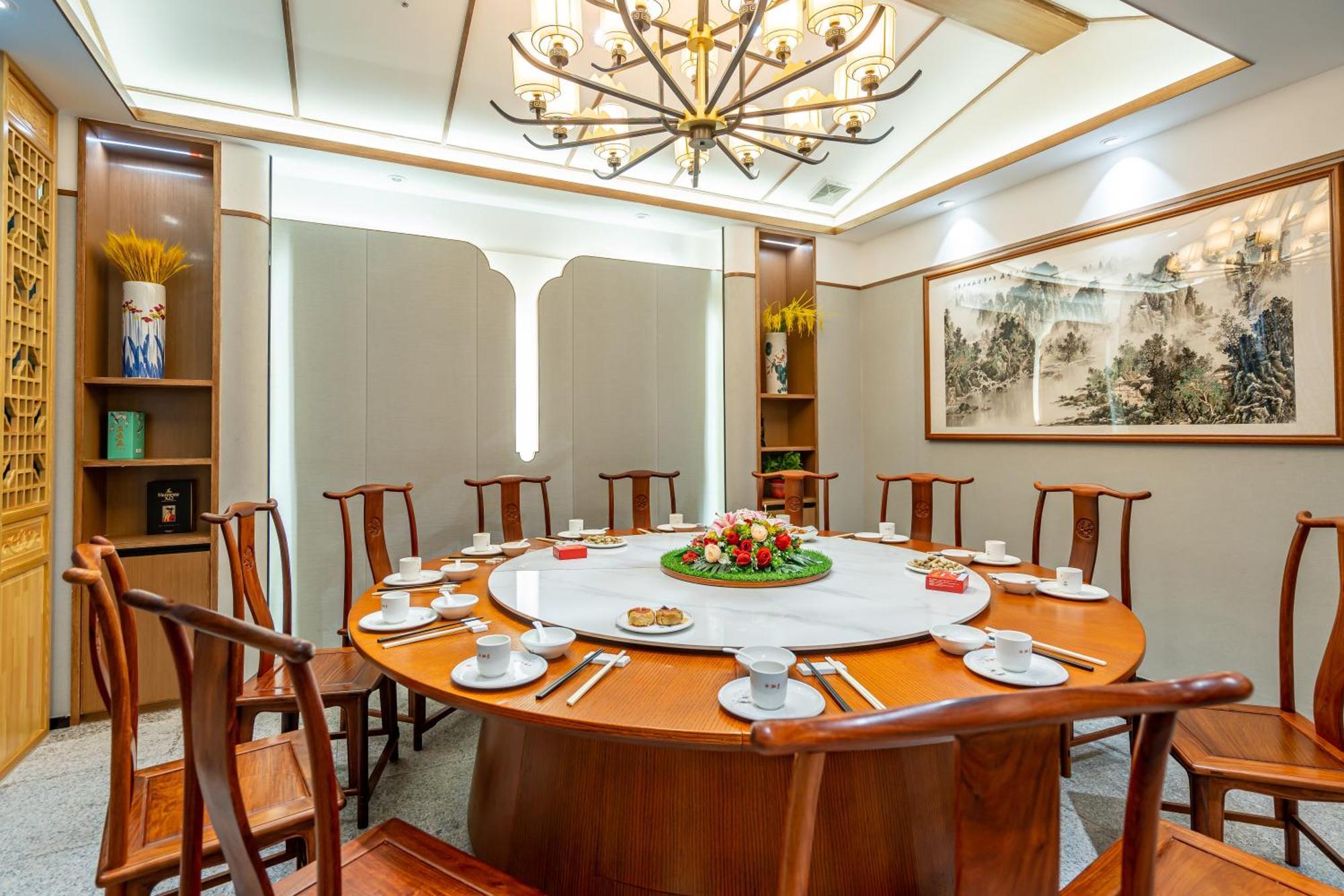 Waifiden Hotel -Former Tokai Hotel - Xiaobei Metro Station - During The Canton Fair, There Will Be Shuttle Buses For Transportation Back And Forth Eksteriør bilde