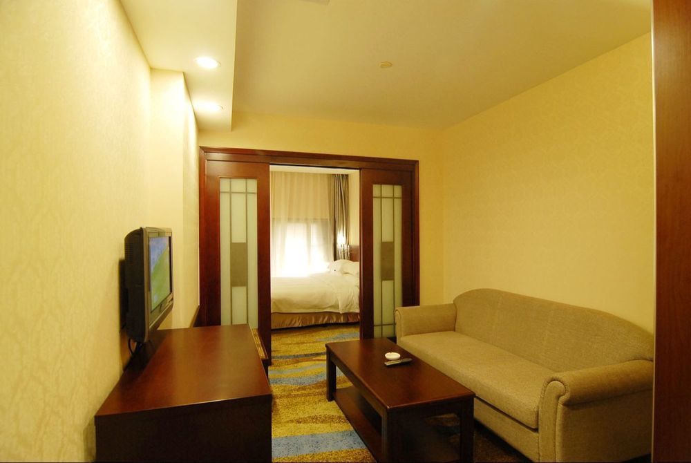 Waifiden Hotel -Former Tokai Hotel - Xiaobei Metro Station - During The Canton Fair, There Will Be Shuttle Buses For Transportation Back And Forth Eksteriør bilde